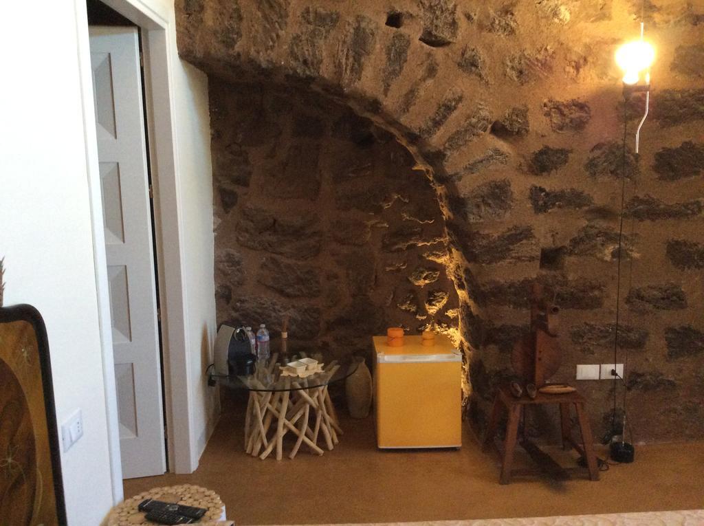 Le Maioliche Ξενοδοχείο Scauri  Εξωτερικό φωτογραφία